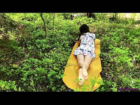❤️ Tinder တွင် သူစိမ်းတစ်ယောက်သည် ကျွန်ုပ်၏ Pussy နှင့် Fucks များကို တောထဲ၌ စိတ်အားထက်သန်စွာ အနိုင်ယူသည်။ Russian porn မှာ ငါတို့မှာ ️❤