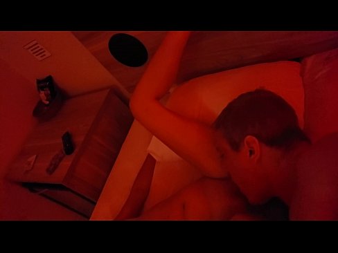 ❤️ စိုနေသော စောက်စေ့ကို နမ်းသည်။ Russian porn မှာ ငါတို့မှာ ️❤